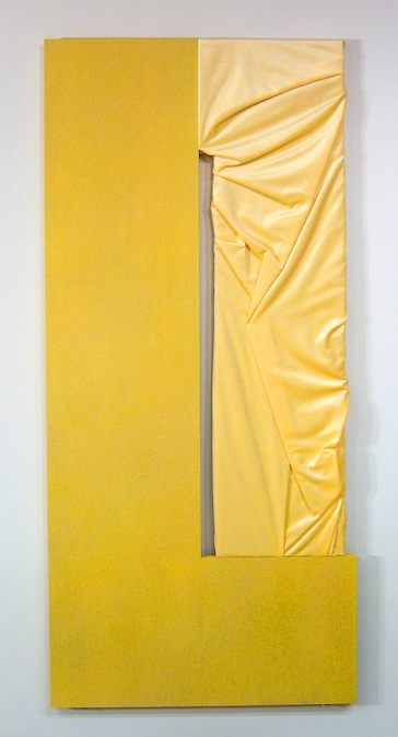 Yellowspraywithlemondrapary